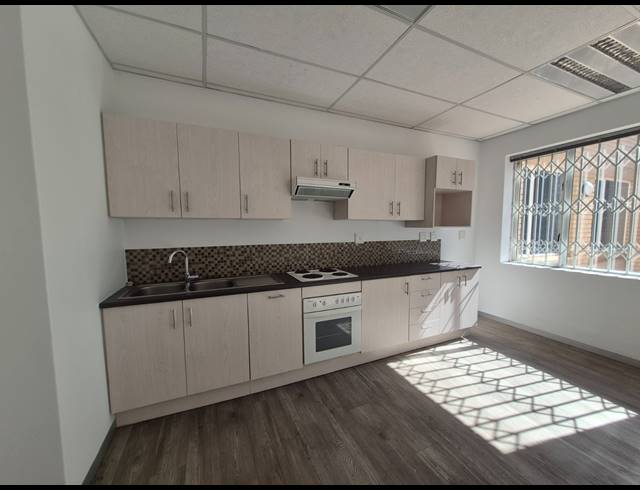 321M² OFFICE TO LET IN SANDTON CENTRAL